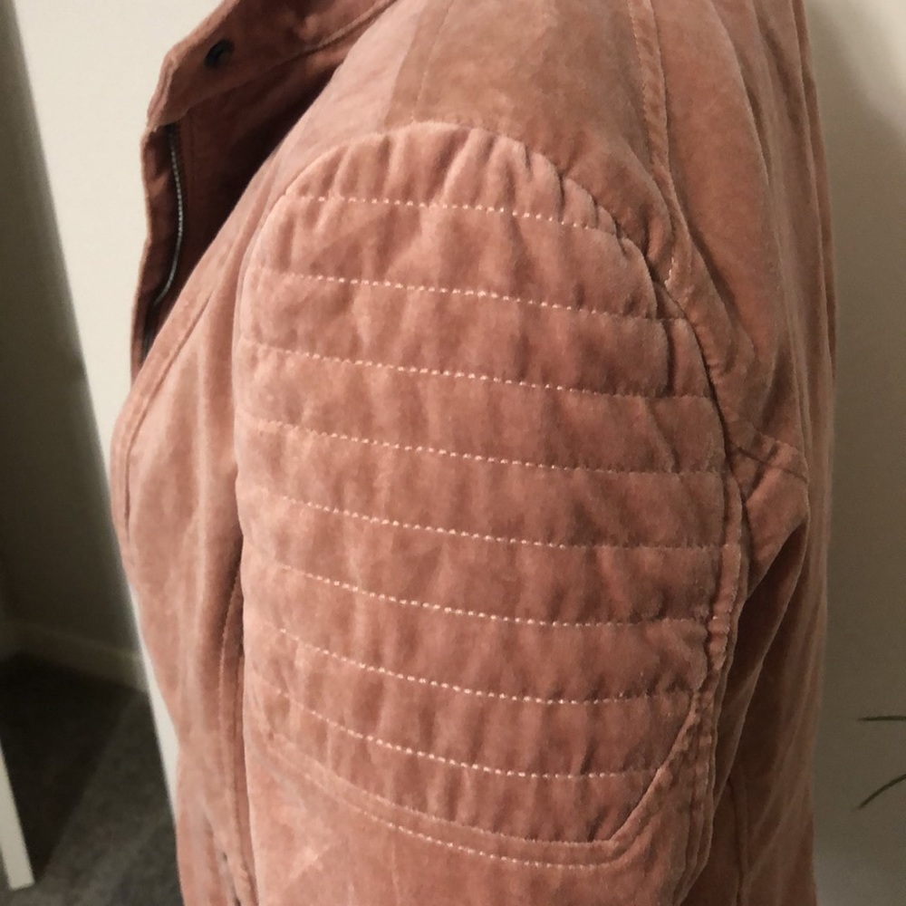 Dress barn Westport 1962 Blush Velour Jacket! - Picture 4 of 14